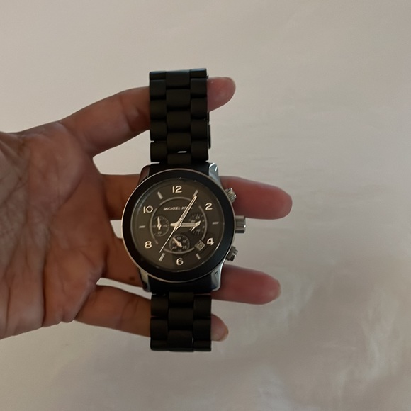 watch - Picture 6 of 7